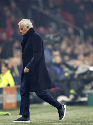 AMSTERDAM - SL Benfica coach Jose Mourinho during the Champions League match between AFC Ajax and SL Benfica at the Johan Cruijff ArenA on November 25, 2025, in Amsterdam, Netherlands. ANP HOLLANDSE HOOGTE MAURICE VAN STEEN UEFA Champions League Matchday 5 2025-2026 xVIxANPxSportx xMauricexvanxSteenxIVx 543066197 originalFilename: 543066197