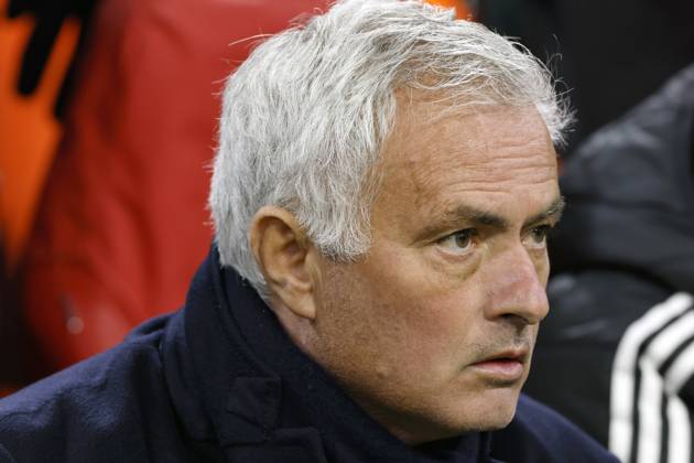 AMSTERDAM - SL Benfica coach Jose Mourinho during the Champions League match between AFC Ajax and SL Benfica at the Johan Cruijff ArenA on November 25, 2025, in Amsterdam, Netherlands. ANP HOLLANDSE HOOGTE MAURICE VAN STEEN UEFA Champions League Matchday 5 2025-2026 xVIxANPxSportx xMauricexvanxSteenxIVx 543124005 originalFilename: 543124005