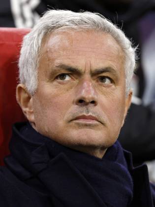 AMSTERDAM - SL Benfica coach Jose Mourinho during the Champions League match between AFC Ajax and SL Benfica at the Johan Cruijff ArenA on November 25, 2025, in Amsterdam, Netherlands. ANP HOLLANDSE HOOGTE MAURICE VAN STEEN UEFA Champions League Matchday 5 2025-2026 xVIxANPxSportx xMauricexvanxSteenxIVx 543124018 originalFilename: 543124018