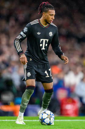 Arsenal v Bayern Munich Champions League 26 11 2025. Bayern Munich forward Michael Olise (17) during the Champions League match between Arsenal and Bayern Munich at the Emirates Stadium, London, England on 26 November 2025. London Emirates Stadium Greater London England Editorial use only , Copyright: xSimonxTraylenx PSI-23273-0091