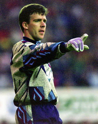 930818 Football, Premier League 1993 1994, Manchester United Sheffield United Sheffield United goalkeeper Alan Kelly Photo BILDBYRAN D165 01 D165 01 scanx football soccer Premier League Manchester United Sheffield United england season 1993 1994 1993 94 1993 94 1993 94 1993 august 18 bbeng dia Copyright: BILDBYRAN BB930818BB054