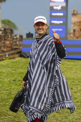 AUTO - WRC, Motorsport Rallye, WM - RALLY DEL PARAGUAY 2025 OGIER Sebastien, Toyota GR Yaris Rally1, portrait, podium, portrait during the 2025 Rally del Paraguay, 10th round of the 2025 WRC World Rally Car Championship, from August 28 to 31, 2025 at Encarnacion, Itapua, Paraguay - EncarnacionParaguay  Copyright: xNikosxKatikisx