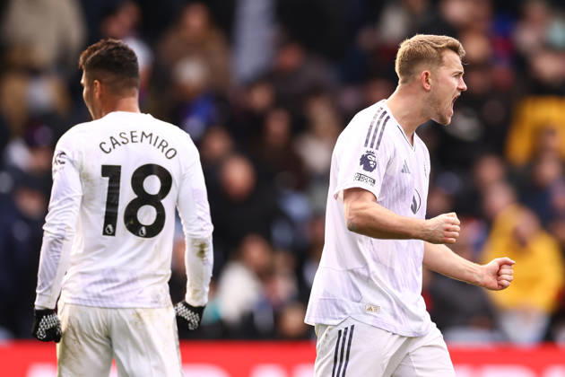 Crystal Palace gegen Manchester United 30. November 2025, London Premier League Fußball Crystal Palace gegen Manchester United Matthijs de Ligt von Manchester United feiert den Sieg Foto Jacques Feeney Abseits London UK  Copyright: xJacquesxFeeneyx xOffsidexOffside