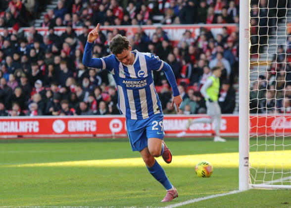 Premier League Nottingham Forest v Brighton and Hove Albion Maxim De Cuyper of Brighton & Hove Albion celebrates his goal to make it 0-1 during the Premier League match Nottingham Forest vs Brighton and Hove Albion at City Ground, Nottingham, United Kingdom, 30th November 2025 (Photo by Richard Bierton News Images) Nottingham City Ground Nottinghamshire United Kingdom Copyright: xRichardxBierton NewsxImagesx