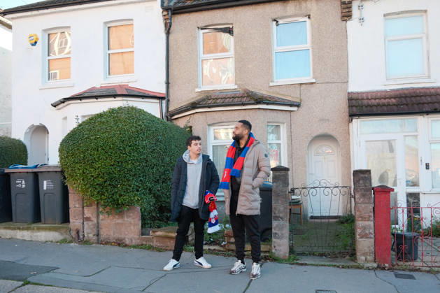 Crystal Palace gegen Manchester United 30. November 2025, London Premier League Fußball Crystal Palace gegen Manchester United Crystal Palace Fans Foto Jacques Feeney Abseits London UK  Copyright: xJacquesxFeeneyx xOffsidexOffside