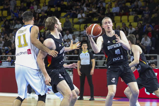 FIBA World Cup Qualifiers : Cyprus vs Germany COLLIN WELP of Germany takes a rebound. Cyprus plays vs Germany for the Group E of the FIBA Basketball World Cup European Qualifiers, at Spyros Kyprianou Arena, Limassol, Cyprus, on Dec. 1, 2025. Limassol Cyprus Copyright: xKOSTASxPIKOULASx