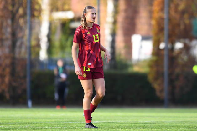 Soccer European Championship Qualification U19 Juniors Germany Faroe Islands on 29 11 2025 at the Sportschule Wedau in Duisburg Svenja Vöhringer Germany DFB regulations prohibit any use of photographs as image sequences and or quasi video Nordrhein Westfalen Germany