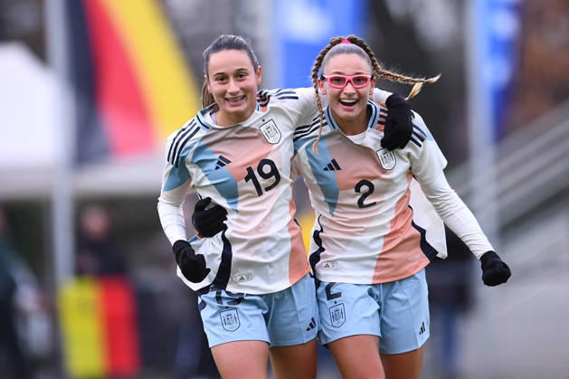 Soccer European Championship Qualification U19 Juniors Germany Spain on 02 12 2025 at the Sportschule Wedau in Duisburg Goal celebration to 0 2 by Noa Jimenez Spain , right Alba Cerrato Spain , left DFB regulations prohibit any use of photographs as image sequences and or quasi video Nordrhein Westfalen Germany