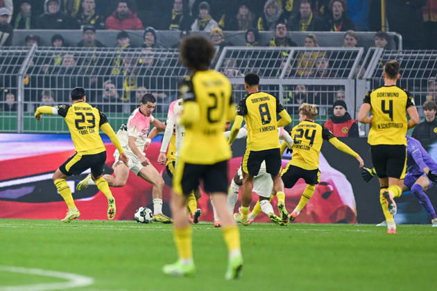 02 12 2025, Football, DFB Cup, Round of 16, Borussia Dortmund Bayer Leverkusen, Ibrahim Maza Bayer Leverkusen scores the goal to make it 0 1, xRHR PHOTO TKx Copyright: RHR-FOTOx RHR-FOTO TK