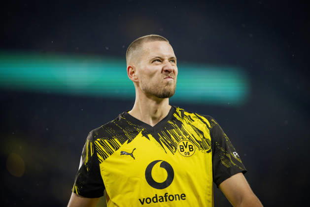 Dortmund, Germany 02nd Dec 2025 Waldemar Anton BVB Borussia Dortmund Bayer Leverkusen 02 12 2025