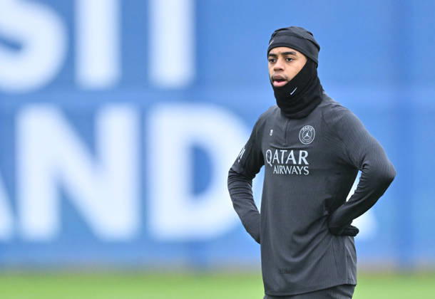 Paris Saint-Germain media day at the PSG Campus POISSY, FRANCE - DECEMBER 04: Player of Paris Saint-Germain (PSG) Bradley Barcola is seen during a training session on media day at the PSG Campus in Poissy, west of Paris, France on December 04, 2025. Mustafa Yalcin Anadolu Poissy France. Editorial use only. Please get in touch for any other usage. Copyright: x2025xAnadoluxMustafaxYalcinx
