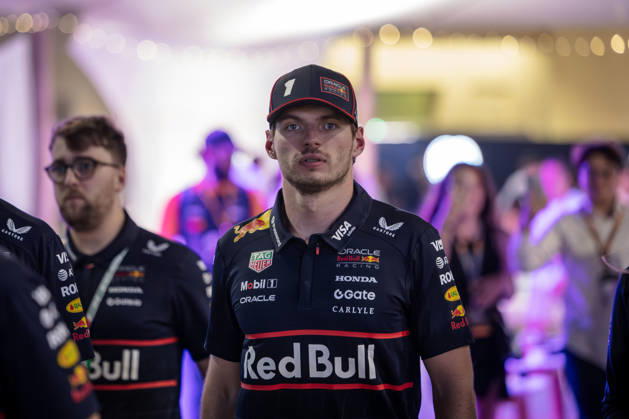 2025 Formula One Abu Dhabi Grand Prix Yas Marina Circuit, Abu Dhabi, United Arab Emirates 5.December.2025; Max Verstappen of the Netherlands and Oracle Red Bull Racing during Formula One Abu Dhabi Grand Prix (Photo by Jay Hirano) Abu Dhabi Yas Marina Circuit United Arab Emirates Copyright: xJayxHiranox