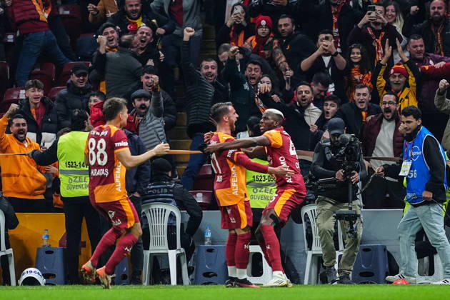 Galatasaray v Samsunspor - Turkish Super Lig ISTANBUL, TURKIYE - DECEMBER 5: Victor Osimhen (R) and Yunus Akgun (C) of Galatasaray celebrate after score a goal during Turkish Super Lig week 15 football match between Galatasaray and Samsunspor at RAMS Park in Istanbul, Turkiye on December 5, 2025. Bunyamin Celik Anadolu Istanbul Turkey. Editorial use only. Please get in touch for any other usage. Copyright: x2025xAnadoluxBunyaminxCelikx