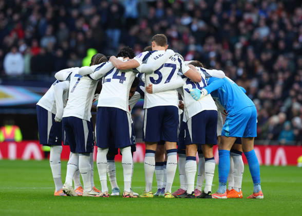 6th December 2025; Tottenham Hotspur Stadium, London, England; Premier League Football, Tottenham Hotspur versus Brentford; Tottenham Hotspur starting eleven huddle  JohnxPatrickxFletcher