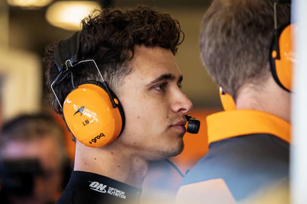 2025 Formula One Abu Dhabi Grand Prix Yas Marina Circuit, Abu Dhabi, United Arab Emirates 6.December.2025; Lando Norris of Great Britain and McLaren F1 Team during Free Practice 3 Formula One Abu Dhabi Grand Prix (Photo by Jay Hirano) Abu Dhabi Yas Marina Circuit United Arab Emirates Copyright: xJayxHiranox