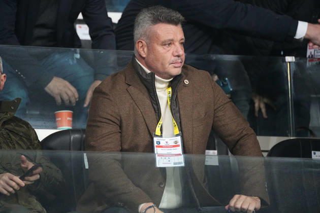 ISTANBUL, TURKEY - DECEMBER 6: President Sadettin Saran of Fenerbahce SK reacts during the Trendyol Turkish Super League match between Rams Basaksehir FK and Fenerbahce SK at Basaksehir Fatih Terim Stadium on December 6, 2025 in Istanbul, Turkey. Istanbul Basaksehir Turkey Copyright: xSeskimphotox BSehir-FBahce-061225 (41)