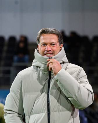 ALMELO , 06 12-2025 , Stadium Asito , season 2025 2026 , Dutch Eredivisie football , match between Heracles Almelo and Telstar , picture shows Heracles Almelo coach Ernest Faber Heracles - Telstar x32399565x Copyright: