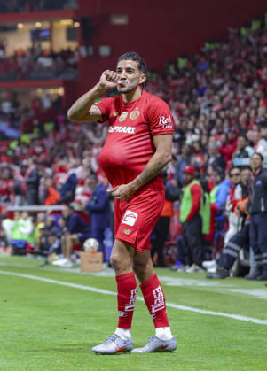 LIGA BBVA MX 2025 LIGA BBVA MX 2025 TOLUCA VS RAYADOS MONTERREY 06122025 TOLUCA, ESTADO DE MEXICO, MEXICO Action photo of Andres Pereira of Diablos Rojos del Toluca, during semifinal game of the Torneo de Apertura 2025 of the BBVA Liga MX, held at the Estadio Nemesio Diez of Toluca, Estado de Mexico against Rayados Monterrey Action photo of Andres Pereira of Diablos Rojos del Toluca, during semifinal game of the Torneo Apertura 2025 of the BBVA Liga MX, held at the Estadio Nemesio Diez of Toluca, Estado de Mexico against Rayados Monterrey IMAGENSHOP AGENCIA FOTOGRAFICA TOLUCA ESTADO DE MEXICO MEXICO Copyright: xIMAGENSHOPxAGENCIAxFOTOGRAFICAx