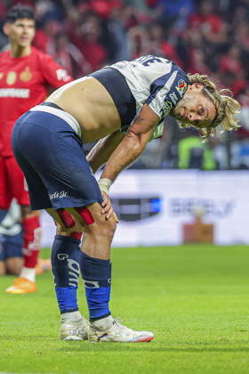 LIGA BBVA MX 2025 LIGA BBVA MX 2025 TOLUCA VS RAYADOS MONTERREY 06122025 TOLUCA, ESTADO DE MEXICO, MEXICO Action photo of Sergio Canales 10 of Rayados Monterrey, during semifinal game of the Torneo de Apertura 2025 of the BBVA Liga MX, held at the Estadio Nemesio Diez of Toluca, Estado de Mexico against Diablos Rojos del Toluca Action photo of Sergio Canales 10 of Rayados Monterrey, during semifinal game of the Torneo Apertura 2025 of the BBVA Liga MX, held at the Estadio Nemesio Diez of Toluca, Estado de Mexico against Diablos Rojos del Toluca IMAGENSHOP AGENCIA FOTOGRAFICA TOLUCA ESTADO DE MEXICO MEXICO Copyright: xIMAGENSHOPxAGENCIAxFOTOGRAFICAx