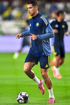 Al Nassr v Al Wahda - Friendly Match ABU DHABI, UNITED ARAB EMIRATES - DECEMBER 10: Cristiano Ronaldo of Al Nassr warms up before the friendly football match between Al Nassr and Al Wahda at Al Nahyan Stadium in Abu Dhabi, United Arab Emirates on December 10, 2025. Waleed Zein Anadolu Abu Dhabi United Arab Emirates. Editorial use only. Please get in touch for any other usage.  Copyright: x2025xAnadoluxWaleedxZeinx