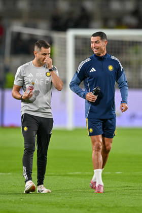 Al Nassr v Al Wahda - Friendly Match ABU DHABI, UNITED ARAB EMIRATES - DECEMBER 10: Cristiano Ronaldo of Al Nassr warms up before the friendly football match between Al Nassr and Al Wahda at Al Nahyan Stadium in Abu Dhabi, United Arab Emirates on December 10, 2025. Waleed Zein Anadolu Abu Dhabi United Arab Emirates. Editorial use only. Please get in touch for any other usage. Copyright: x2025xAnadoluxWaleedxZeinx