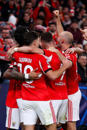 SL Benfica v Napoles FC - UEFA Champions League 2025 2026 Benfica celebra o golo de Leandro Barreiro durante a partida entre SL Benfica v Napoles FC, valida pela fase de Grupos da Uefa Champions League 2025 2026, no Estadio da Luz, Portugal (Foto de Diogo Faria Reis Avant Sports) Lisboa Estadio da Luz Portugal Copyright: xDiogoxFariaxReis AvantxSportsx
