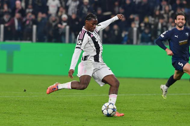 Foto IPP Massimo Rana Torino 10-12-2025 Calcio Champions League 2025 2026 Juventus-Pafos nella foto gol jonathan david Italy Photo Press - World Copyright italy ITALY Copyright: xR4924_italyphotopressx
