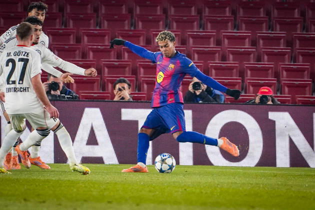 Football UEFA Champions League 2025 26, Matchday 6 FC Barcelona vs Eintracht Frankfurt Camp Nou Barcelona Lamine Yamal FC Barcelona, 10 Copyright: xJOERANxSTEINSIEKx