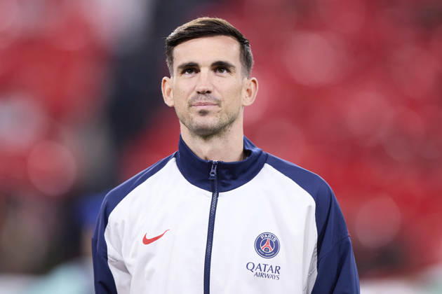 Athletic Club v Paris Saint-Germain FC - UEFA Champions League 2025-26 League Phase MD6 Fabian Ruiz of Paris Saint-Germain looks on during the UEFA Champions League 2025-26 League Phase MD6 match between Athletic Club and Paris Saint-Germain FC at San Mames on December 10, 2025, in Bilbao, Spain. Bilbao San Mames Basque Coountry Spain RL_ATHvPSG_CL_000118 Copyright: xRicardoxLarreinax