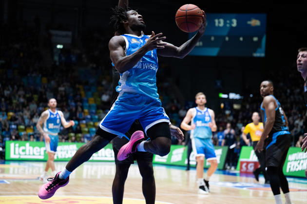 Isaiah Swope Frankfurt Skyliners, 01 GER, BBL, Frankfurt Skyliners vs Science City Jena, SV Basketball, 1 Bundesliga, Matchday 10, Season 2025 2026 14 12 2025 Eibner Pressefoto Attila Ziga GER, BBL, Frankfurt Skyliners vs Science City Jena, SV Basketball, 1 Bundesliga, Matchday 10, Season 2025 2026 14 12 2025 Frankfurt am Main Copyright: xEibner-Pressefotox EP_AZA