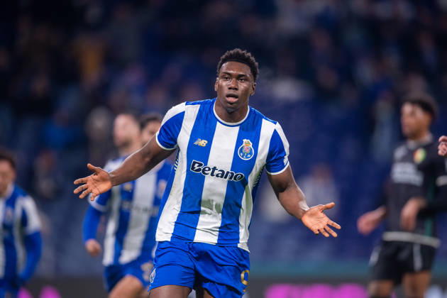 FC Porto v CF Estrela da Amadora - Primeira Liga In Lisbon, Portugal, on December 15, 2025, Samu Aghehowa from FC Porto celebrates his goal during the Liga Portugal Betclic 2025 26 match between FC Porto and CF Estrela da Amadora at Estadio do Dragao in Porto, Portugal. Porto Porto Portugal Copyright: xMiguelxLemosx originalFilename:lemos-fcportov251215_npi3H