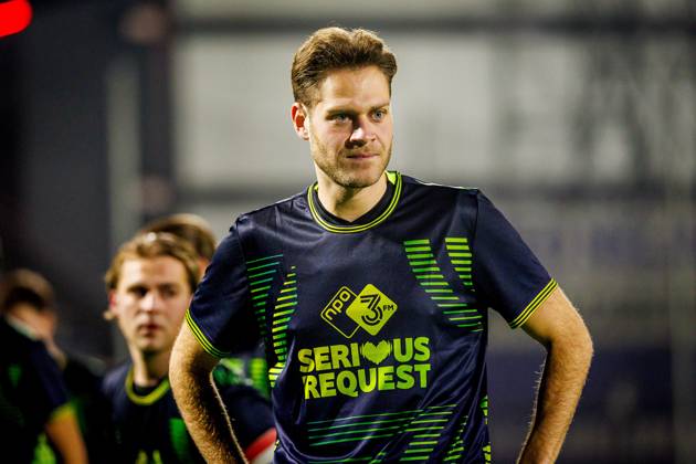 DEN BOSCH , 17-12-2025 , 3FM benefietwedstrijd Spieren voor Spieren , Luisteraarsteam tegen bekende nederlanders voetballers Daan Gerits 3FM benefietwedstrijd Spieren voor Spieren x200249483x Copyright:
