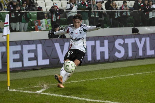 Legia Warszawa - Lincoln Red Imps 18.12.2025 football, Warsaw, UEFA Conference League game Legia Warszawa - Lincoln Red Imps (pilka nozna Liga Konferencji Europy ) image shows: Kacper Urbanski photo Katarzyna Plewczynska Fotostyk Copyright: xKatarzynaxPlewczynska Fotostykx 20251218FCTKP318