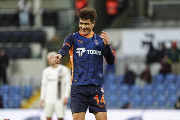 RAMS Basaksehir v Gaziantep FK - Turkish Super Lig ISTANBUL, TURKIYE - DECEMBER 22: Eldor Shomurodov (14) of RAMS Basaksehir celebrates after scoring a goal during the Turkish Super Lig week 17 football match between RAMS Basaksehir and Gaziantep FK at Basaksehir Fatih Terim Stadium in Istanbul, Turkiye on December 22, 2025. Agit Erdi Ulukaya Anadolu Istanbul Turkey. Editorial use only. Please get in touch for any other usage.  Copyright: x2025xAnadoluxAgitxErdixUlukayax