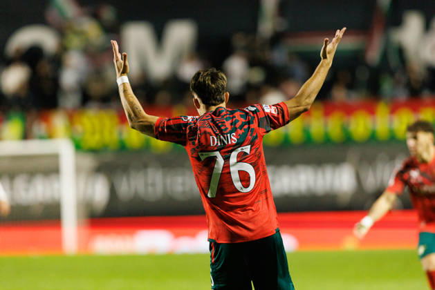 Dinis Pinto seen during Liga Portugal game between teams of CF Estrela Amadora and Moreirense FC (Maciej Rogowski Ball Raw Images) Amadora Estadio Jose Gomes Portugal Copyright: xMaciejxRogowskix maciejrogowski_estrela_moreirense_2526-354