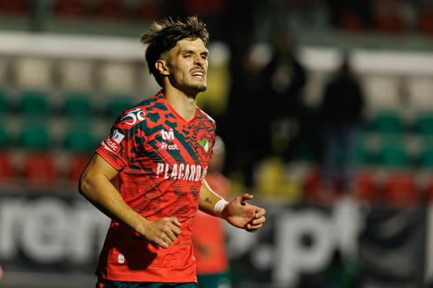 Dinis Pinto seen during Liga Portugal game between teams of CF Estrela Amadora and Moreirense FC (Maciej Rogowski Ball Raw Images) Amadora Estadio Jose Gomes Portugal Copyright: xMaciejxRogowskix maciejrogowski_estrela_moreirense_2526-383