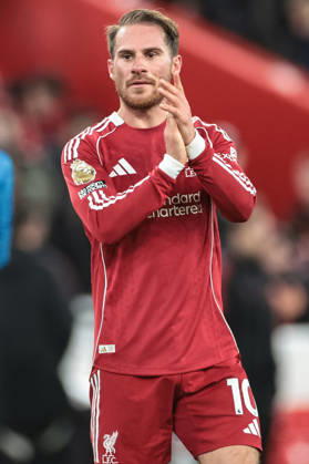 Premier League Liverpool v Wolverhampton Wanderers Alexis Mac Allister of Liverpool applauds the fans after the final whistle during the Premier League match Liverpool vs Wolverhampton Wanderers at Anfield, Liverpool, United Kingdom, 27th December 2025 (Photo by Mark Cosgrove News Images) Liverpool Anfield Merseyside United Kingdom Copyright: xMarkxCosgrove NewsxImagesx
