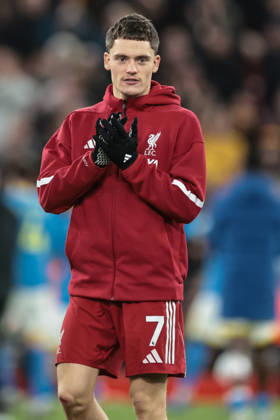 Premier League Liverpool v Wolverhampton Wanderers Florian Wirtz of Liverpool applauds the fans after the final whistle during the Premier League match Liverpool vs Wolverhampton Wanderers at Anfield, Liverpool, United Kingdom, 27th December 2025 (Photo by Mark Cosgrove News Images) Liverpool Anfield Merseyside United Kingdom Copyright: xMarkxCosgrove NewsxImagesx