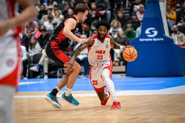 Barmer 2 Basketball Bundesliga ProA Rheinstars Köln vs Bayer Giants Leverkusen, 27 12 2025 Michael Jordan Miller RheinStarsKöln 23 , Barmer 2 Basketball Bundesliga ProA Rheinstars Köln vs Bayer Giants Leverkusen on 27 12 2025 at the Castello Düsseldorf in Düsseldorf Nordrhein Westfalen Copyright: xBEAUTIFULxSPORTS Mueller-Laschetx