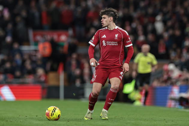 Premier League Liverpool v Wolverhampton Wanderers Milos Kerkez of Liverpool breaks with the ball during the Premier League match Liverpool vs Wolverhampton Wanderers at Anfield, Liverpool, United Kingdom, 27th December 2025 (Photo by Mark Cosgrove News Images) Liverpool Anfield Merseyside United Kingdom Copyright: xMarkxCosgrove NewsxImagesx
