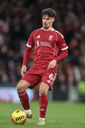 Premier League Liverpool v Wolverhampton Wanderers Milos Kerkez of Liverpool breaks with the ball during the Premier League match Liverpool vs Wolverhampton Wanderers at Anfield, Liverpool, United Kingdom, 27th December 2025 (Photo by Mark Cosgrove News Images) Liverpool Anfield Merseyside United Kingdom Copyright: xMarkxCosgrove NewsxImagesx