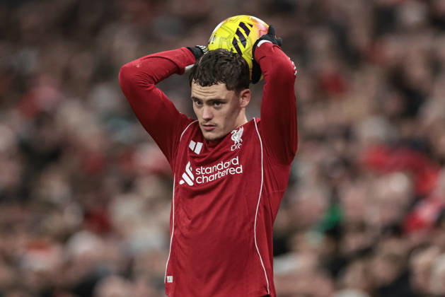 Premier League Liverpool v Wolverhampton Wanderers Florian Wirtz of Liverpool takes a throw-in during the Premier League match Liverpool vs Wolverhampton Wanderers at Anfield, Liverpool, United Kingdom, 27th December 2025 (Photo by Mark Cosgrove News Images) Liverpool Anfield Merseyside United Kingdom Copyright: xMarkxCosgrove NewsxImagesx
