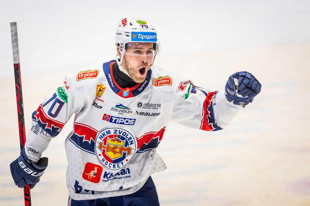 SLOVAN BRATISLAVA - HKM ZVOLEN Marek Hecl of Zvolen celebrates a goal during Slovak Ice hockey, Eishockey Eishockey Tipsport liga match between HC Slovan Bratislava and HKM Zvolen at Ondrej Nepela Arena in Bratislava. Bratislava, Slovakia, December 28, 2025. Photo by Branislav Racko. Copyright: xx 080A5601