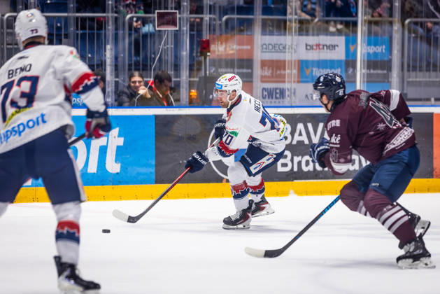 SLOVAN BRATISLAVA - HKM ZVOLEN Marek Hecl of Zvolen during Slovak Ice hockey, Eishockey Eishockey Tipsport liga match between HC Slovan Bratislava and HKM Zvolen at Ondrej Nepela Arena in Bratislava. Bratislava, Slovakia, December 28, 2025. Photo by Branislav Racko. Copyright: xx 080A5244