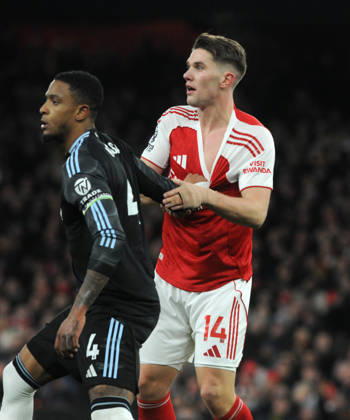 Football - 2025 2026 Premier League - Arsenal vs Aston Villa - Emirates Stadium - Tuesday 30th December 2025 Viktor Gyokeres of Arsenal and Ezri Konsa of Villa