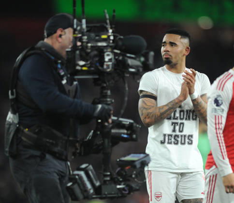 Football - 2025 2026 Premier League - Arsenal vs Aston Villa - Emirates Stadium - Tuesday 30th December 2025 Gabriel Jesus of Arsenal celebrates scoring goal no 4 with his shirt saying ˜I belong to Jesus.