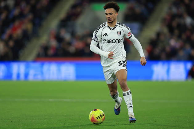 Crystal Palace v Fulham, Premier League Fulham defender Antonee Robinson (33) during the Premier League match between Crystal Palace and Fulham at Selhurst Park, London, UK on 1 January 2026. London Selhurst Park Greater London UK Editorial use only DataCo restrictions apply See www.football-dataco.com , Copyright: xSimonxRoex PSI-23503-0072