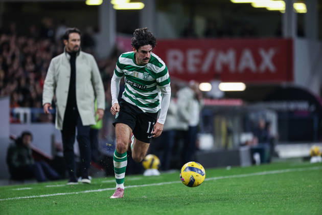 Francisco Trincao (Sporting CP) in action during the match between Gil Vicente FC and Sporting CP, valid for Liga Portugal Betclic 2025 2026 at Estadio Cidade de Barcelos on 2 January 2026. Barcelos Estadio Cidade de Barcelos Barcelos Portugal Copyright: xIMAGOx xPRIMExSPORTSxIMAGESx xFILIPExOLIVEIRAx