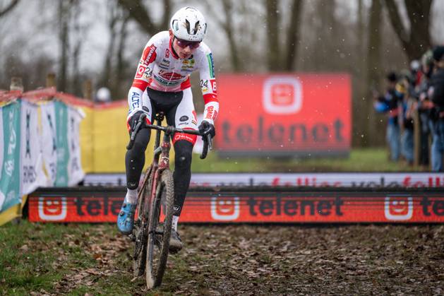 Belgian Michael Vanthourenhout pictured in action during the men elite race at the cyclocross cycling event in Gullegem on Saturday 03 January 2026, stage 7 8 in the Superprestige cyclocross cycling competition DAVIDxPINTENS  x153346447x