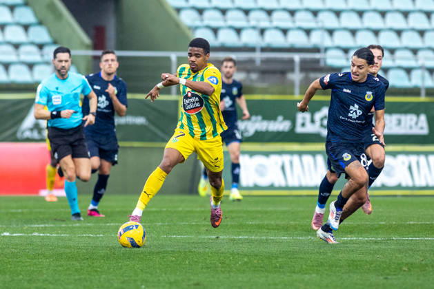 FOOTBALL - Tondela 3 vs Arouca 1, round 17 of portuguese Liga, 2025 26. Joao Cardoso Stadium, in Tondela, Portugal. Saturday, 2026 01 03. Pedro Maranhão (07) Tondela, Pedro Santos (89) Arouca. TONDELA VISEU PORTUGAL ESTÁDIO JOÃO CARDOSO Copyright: xGILxPERESx